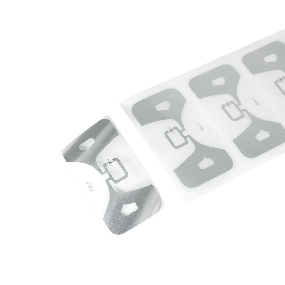 UHF RFID Label – PET – 4QT – 79×45 mm product photograph