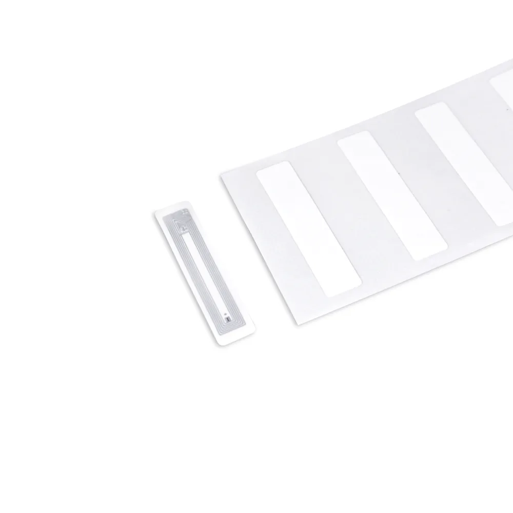 HF RFID Label – Lab Specimen Tracking – Nylon, Acrylic adhesive – 40×8.7 mm product photograph