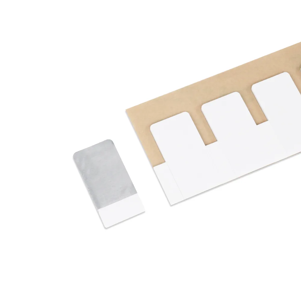UHF RFID Label – On-Metal – PET & 3M Adhesive – 8 – 30×15 mm product photograph